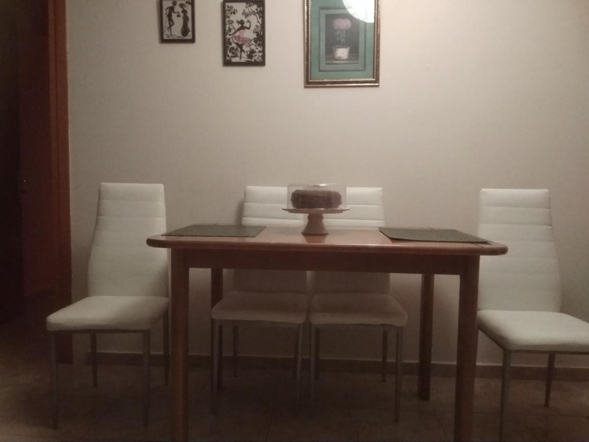 Αμυγδαλιές 33 Μύρινα Villa Luaran gambar
